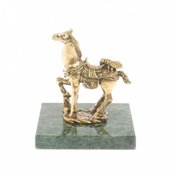 Статуэтка &amp;quot;Лошадь с мухой &amp;quot; из змеевика и бронзы 5,5х5,5х5,5 см 129941