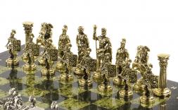 Подарочные шахматы из камня "Римские воины" доска 44х44 см змеевик