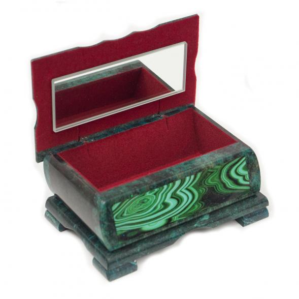 Шкатулка Хозяйка медной горы с иллюстрацией под малахит 15х9х7 см 117469