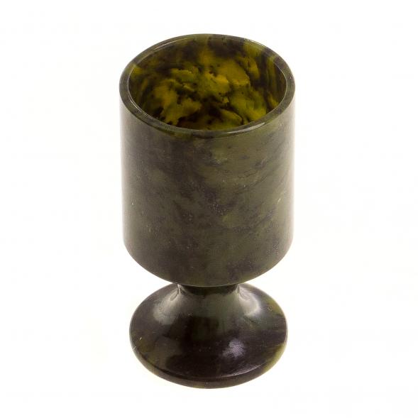 Рюмка на ножке камень нефрит 4х7,5 см 121402