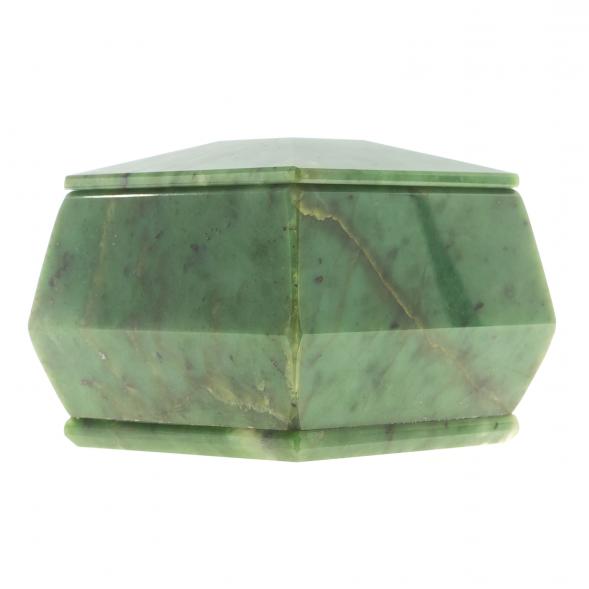 Шкатулка из нефрита &amp;quot;Талисман&amp;quot; 8,5х8,5х7 см 123893