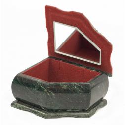 Шкатулка Хозяйка медной горы камень змеевик 11х9,5х7 см