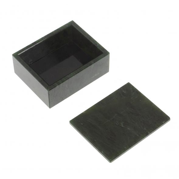 Шкатулка из нефрита 9х7х4 см 126963