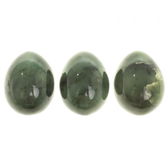 Нефритовое яйцо 3,5х4,3 см 124073