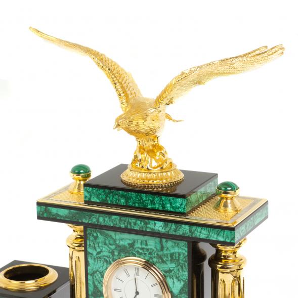 Настольный прибор &amp;quot;Орел&amp;quot; из малахита Златоуст - эксклюзивный подарок руководителю