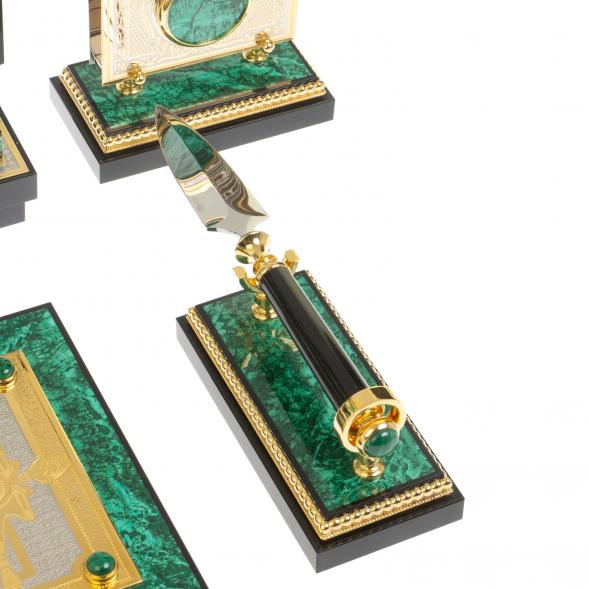 Настольный прибор &amp;quot;Орел&amp;quot; из малахита Златоуст - эксклюзивный подарок руководителю