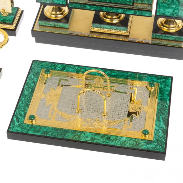 Настольный прибор &amp;quot;Орел&amp;quot; из малахита Златоуст - эксклюзивный подарок руководителю