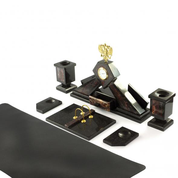 Письменный набор &amp;quot;Гербовый&amp;quot; из яшмы с настольным ковриком 121022