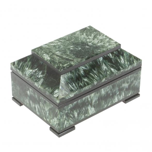 Ларец из серафинита 11х8х6,5 см 126972