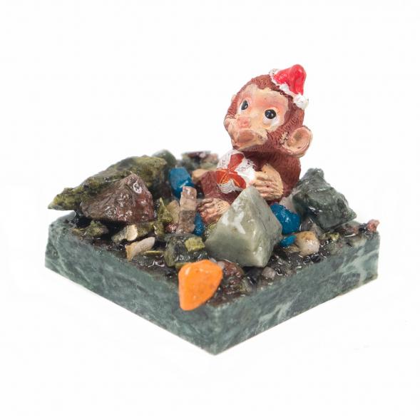 Сувенир &amp;quot;Обезьянка с мячом №1&amp;quot; змеевик 116732