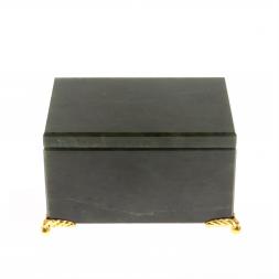 Шкатулка из нефрита 9х6,3х4,5 см