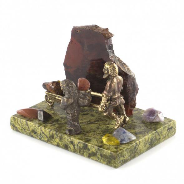 Композиция сувенир &amp;quot;Старатели с тачкой&amp;quot; из бронзы на подставке из камня 116383