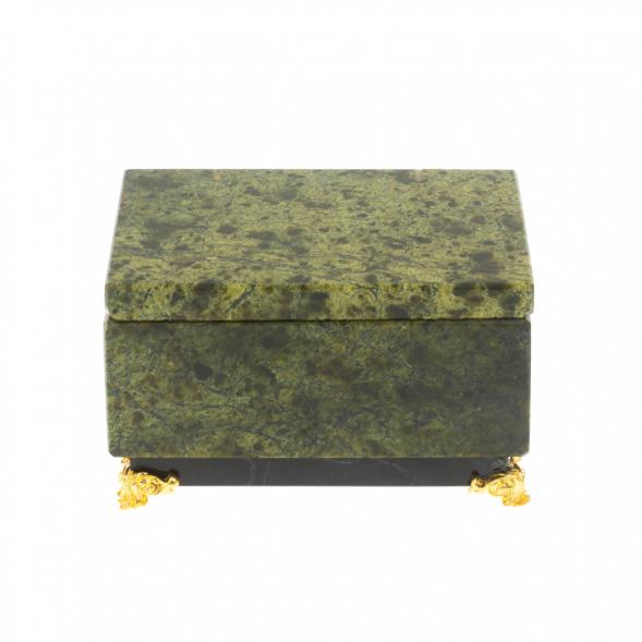 Шкатулка из светлого и темного змеевика 10х6,5х6 см 128918