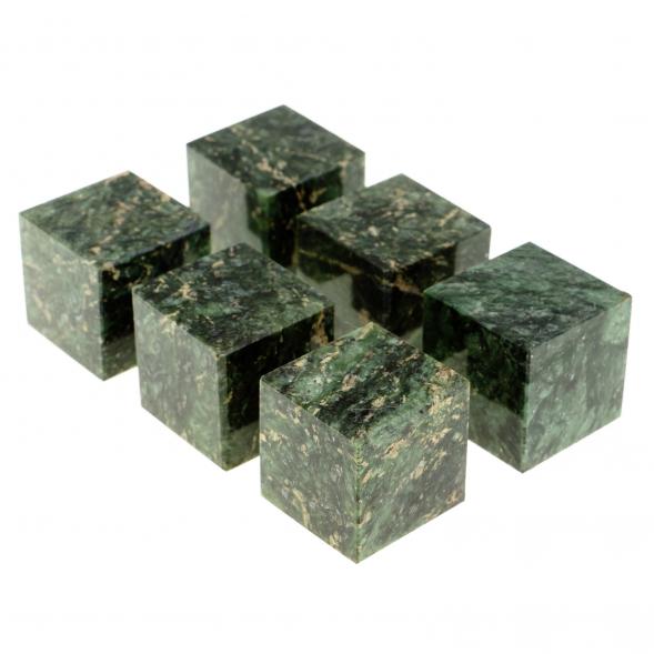 Камни для охлаждения виски набор 6 кубиков темно-зеленый змеевик 123473