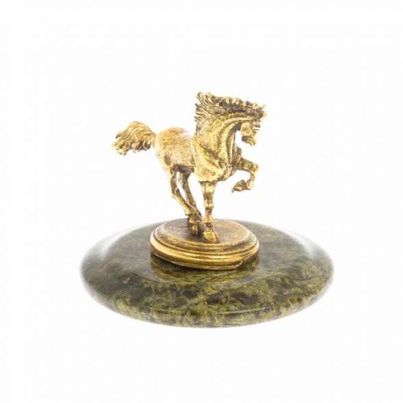 Статуэтка &amp;quot;Лошадка&amp;quot; на подставке из змеевика (металл) 130029