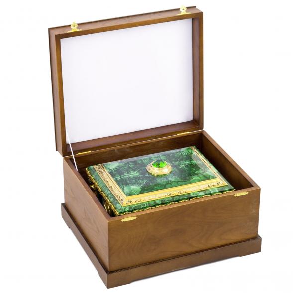 Ларец &amp;quot;Царский&amp;quot; из малахита - эксклюзивный подарок из Златоуста