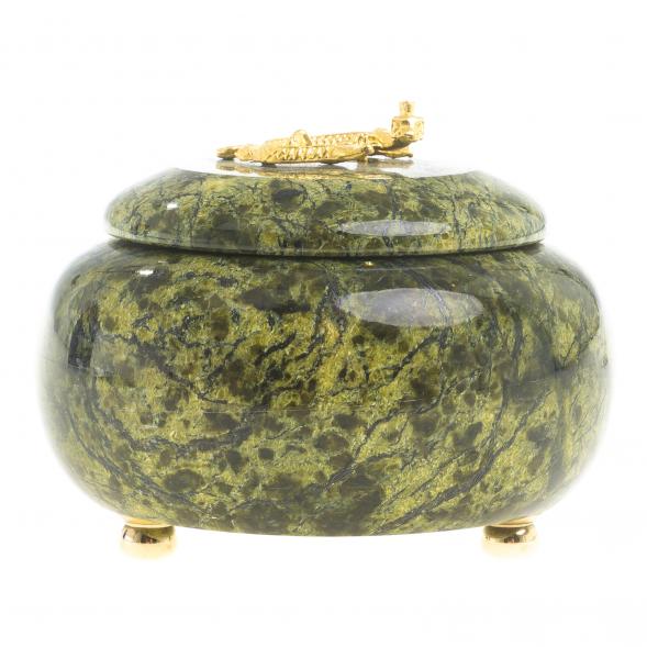 Шкатулка круглая с ящерицей камень змеевик 8х8х6,5 см 123576