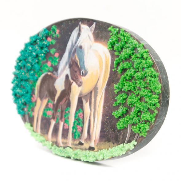 Панно из камня на подставке &amp;quot;Лошадь с жеребенком&amp;quot; 116890