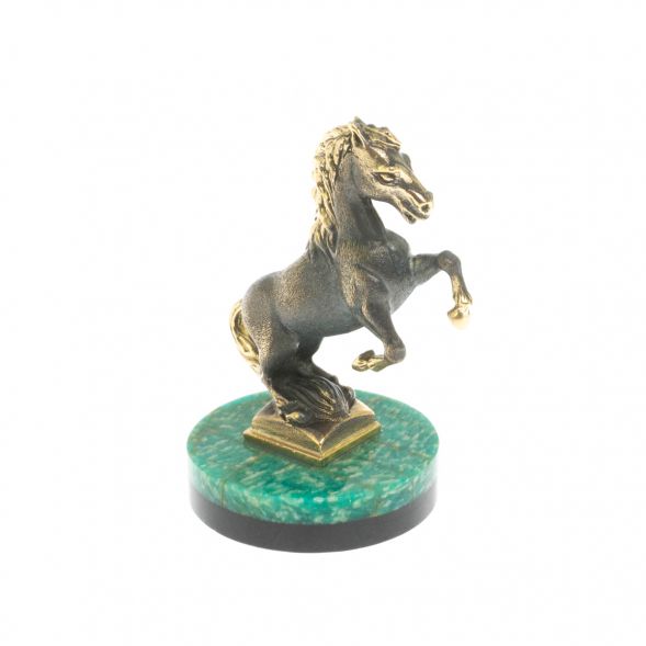 Статуэтка &amp;quot;Конь на дыбах&amp;quot; на подставке из амазонита 5х4,5х7,5 см 129429