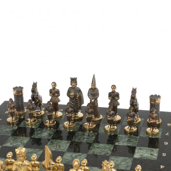 Шахматы подарочные &amp;quot;Камелот&amp;quot; из бронзы и шабровского змеевика 40х40 см 126838