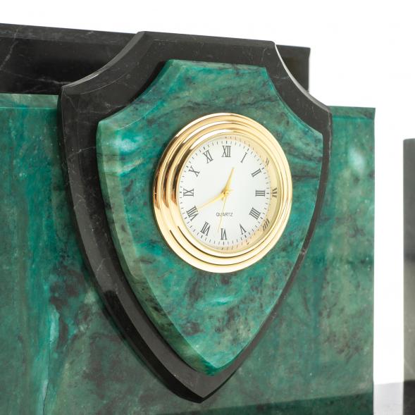 Настольная визитница &amp;quot;Щит&amp;quot; из темно-зеленого змеевика 123660