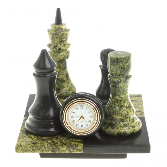 Часы &amp;quot;Шах и мат&amp;quot; из змеевика 113561