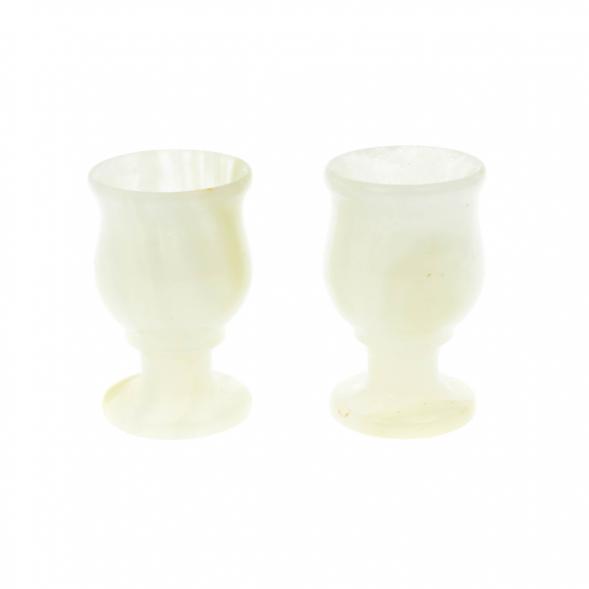 Набор из двух рюмок 20 мл для водки на ножке камень оникс 3,8х6 см в коробке (1,5х2,5) 121899