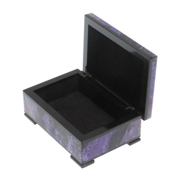 Шкатулка из чароита 10х7х4 см 127941