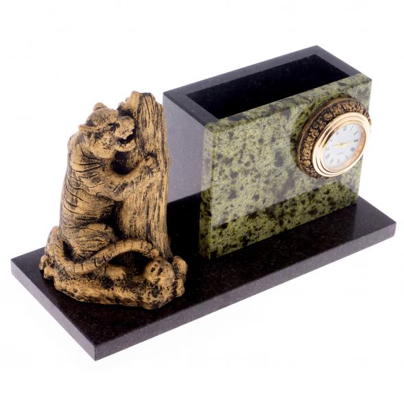 Карандашница с часами &amp;quot;Амурский тигр&amp;quot; камень змеевик 122254