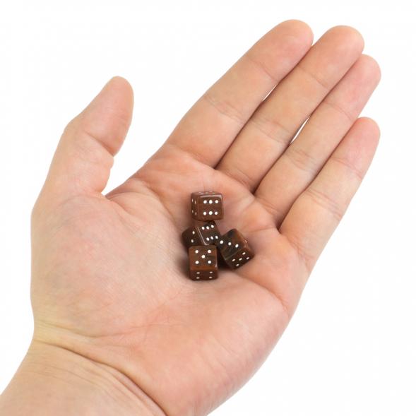 Кубики зарики 1 см коричневые 4 шт 128490