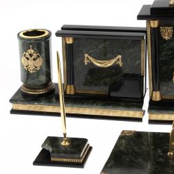 Письменный настольный набор "Лев" из змеевика