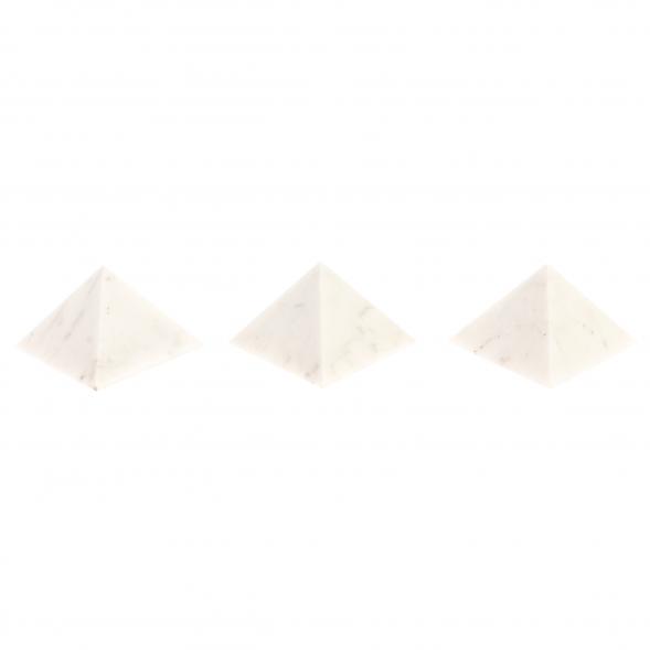 Пирамида из белого мрамора 10х10х8,3 см 126385