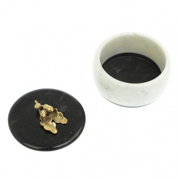 Шкатулка круглая &amp;quot;Желуди&amp;quot; из мрамора и змеевика 10,5х10,5х7,5 см 129085