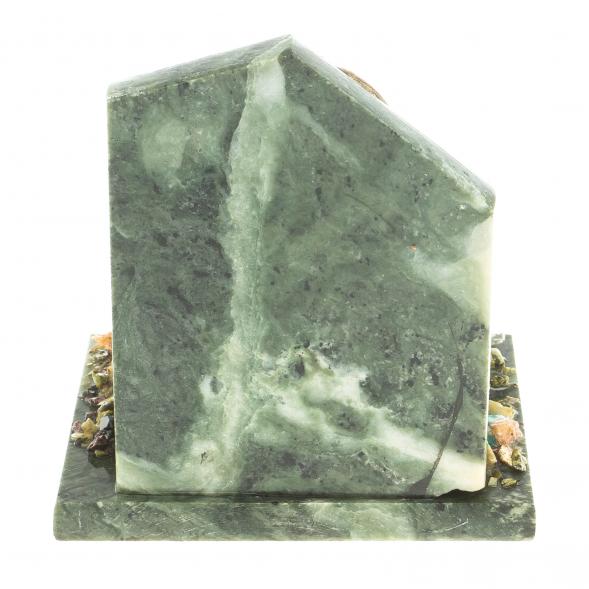 Часы &amp;quot;Мишка в лесу сидящий&amp;quot; змеевик 116054