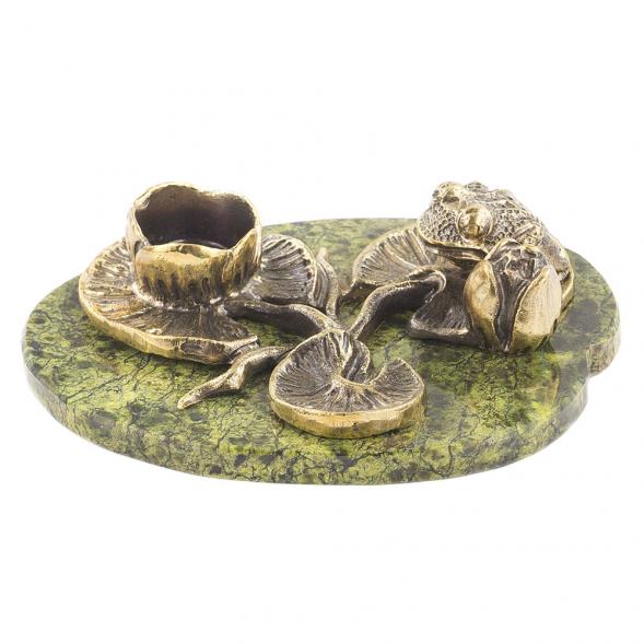 Подсвечник из бронзы и змеевика &amp;quot;Царевна лягушка&amp;quot; 120127