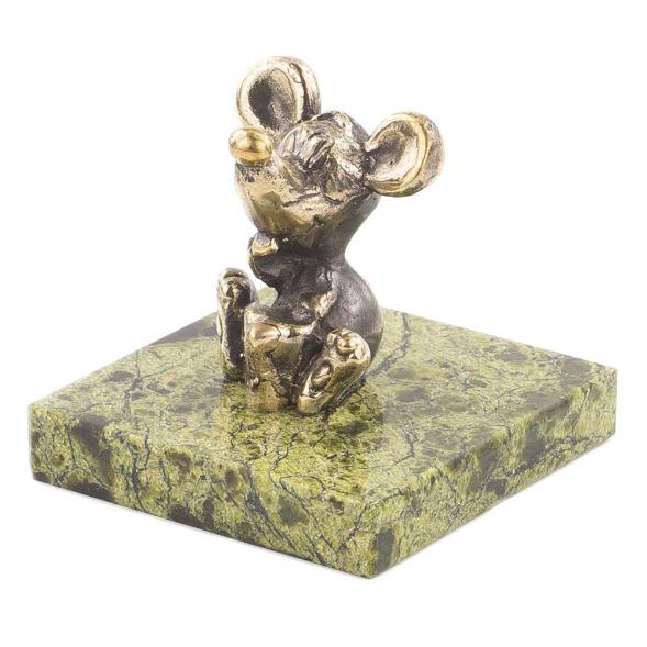 Статуэтка &amp;quot;Мышка с сыром&amp;quot; из бронзы и змеевика 120130