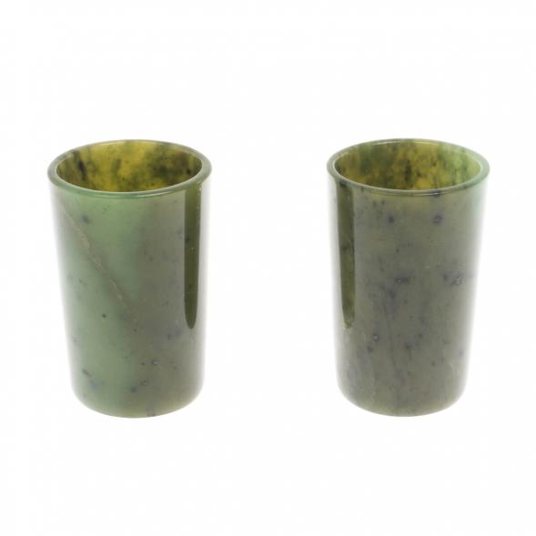 Набор стопок 2 шт из нефрита 4х4х6 см 129723