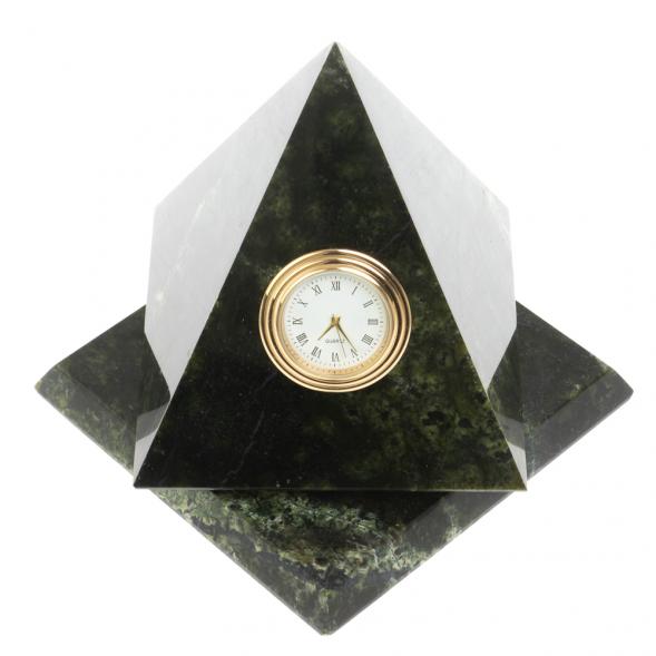 Настольные часы &amp;quot;Пирамида&amp;quot; 12,5х12,5х13,5 см вращающиеся камень змеевик 121456