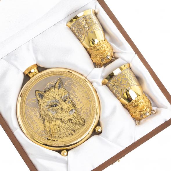 Подарочный набор &amp;quot;Волк&amp;quot; фляжка и 2 стопки перевертыша Златоуст 123675