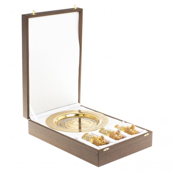 Подарочный набор &amp;quot;Медведь&amp;quot; тарелка с гравюрой и 3 стопки перевертыша 70 мл бронза Златоуст