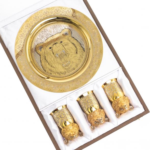 Подарочный набор &amp;quot;Медведь&amp;quot; тарелка с гравюрой и 3 стопки перевертыша 70 мл бронза Златоуст
