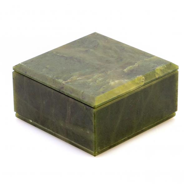 Шкатулка из нефрита 8,5х8,5х4,5 см 124817