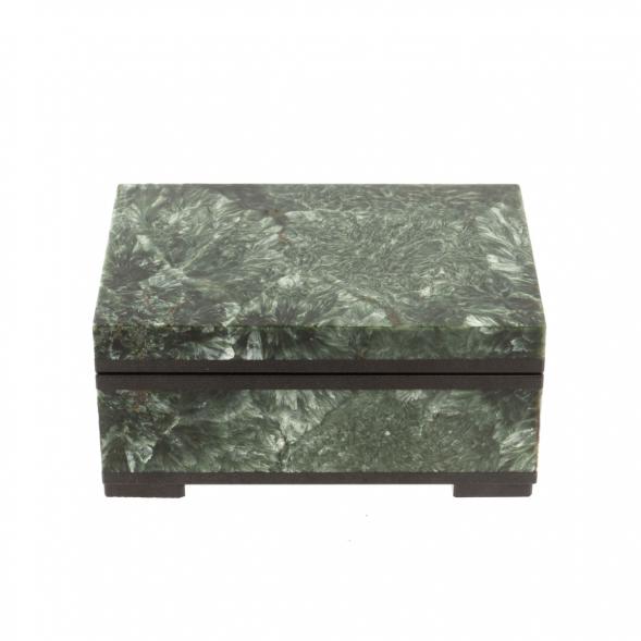 Шкатулка из камня серафинит 9,5х6,5х4,5 см 130906