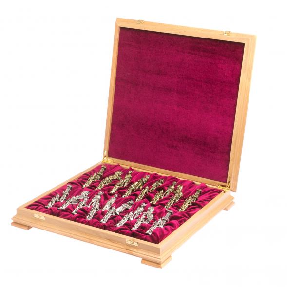 Шахматный ларец &amp;quot;Отечественная война 1812 г.&amp;quot; доска бук 39х39 см 125102