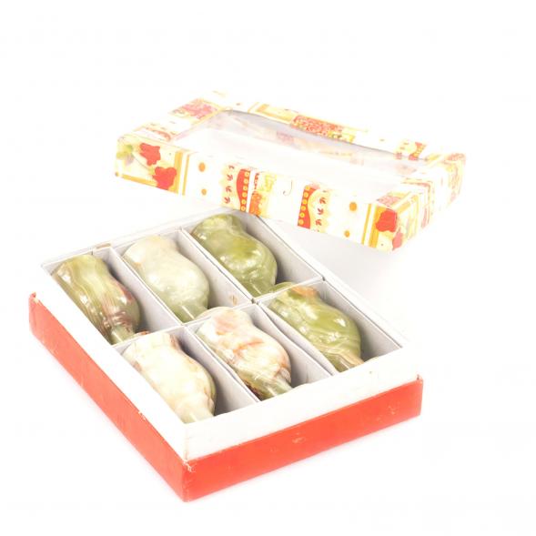 Набор сувенирных рюмок 50 мл на ножке 6 шт камень оникс 5х10 см в коробке (2х4) 121709