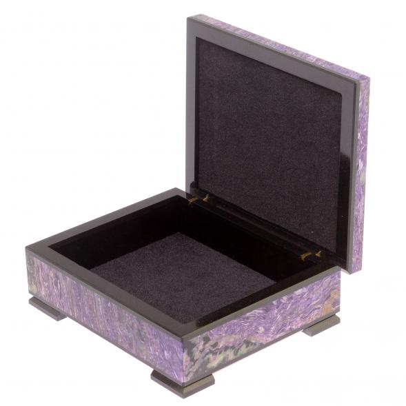 Шкатулка из чароита 12х10х4,5 см 126245