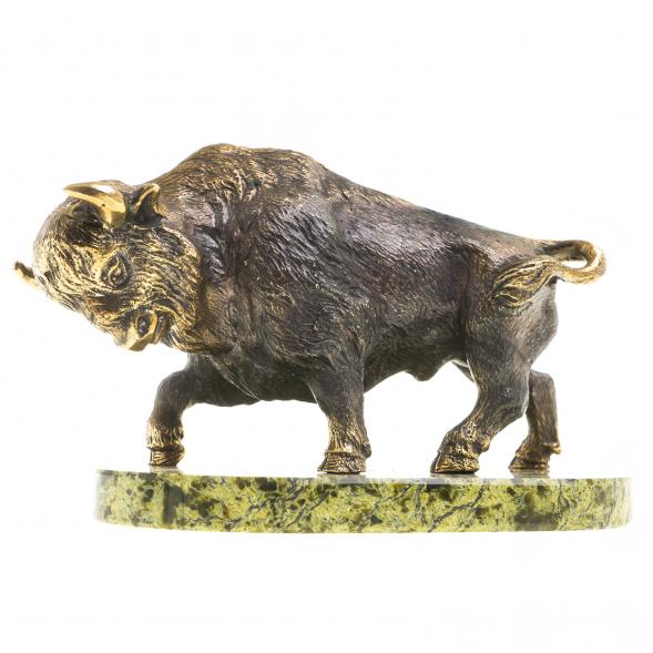 Бронзовая статуэтка &amp;quot;Зубр&amp;quot; на подставке из камня змеевик 123506