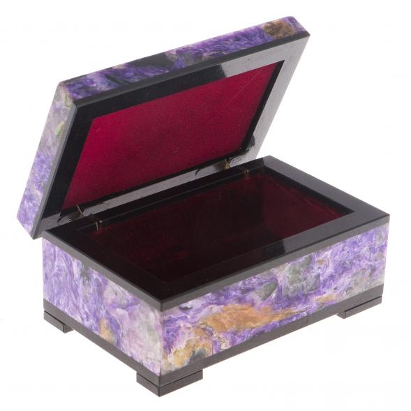 Каменная шкатулка из чароита 9х6х4 см 122266