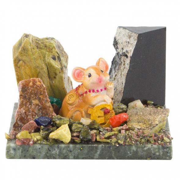 Сувенир &amp;quot;Мышка рыжая с евро&amp;quot; змеевик самоцветы с 800 гр. 120233