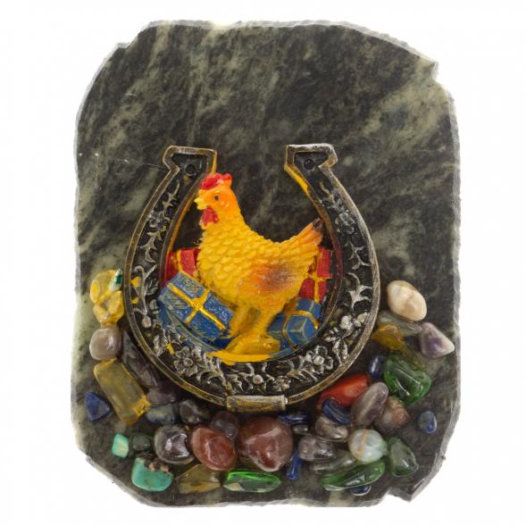 Магнит &amp;quot;Петух в подкове с подарками&amp;quot; змеевик 117333